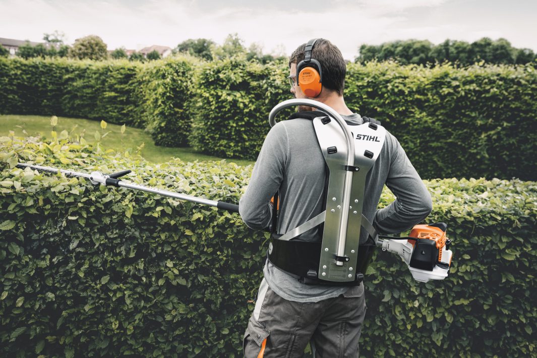 Taille haie sur perche thermique STIHL HL 94 KC-E